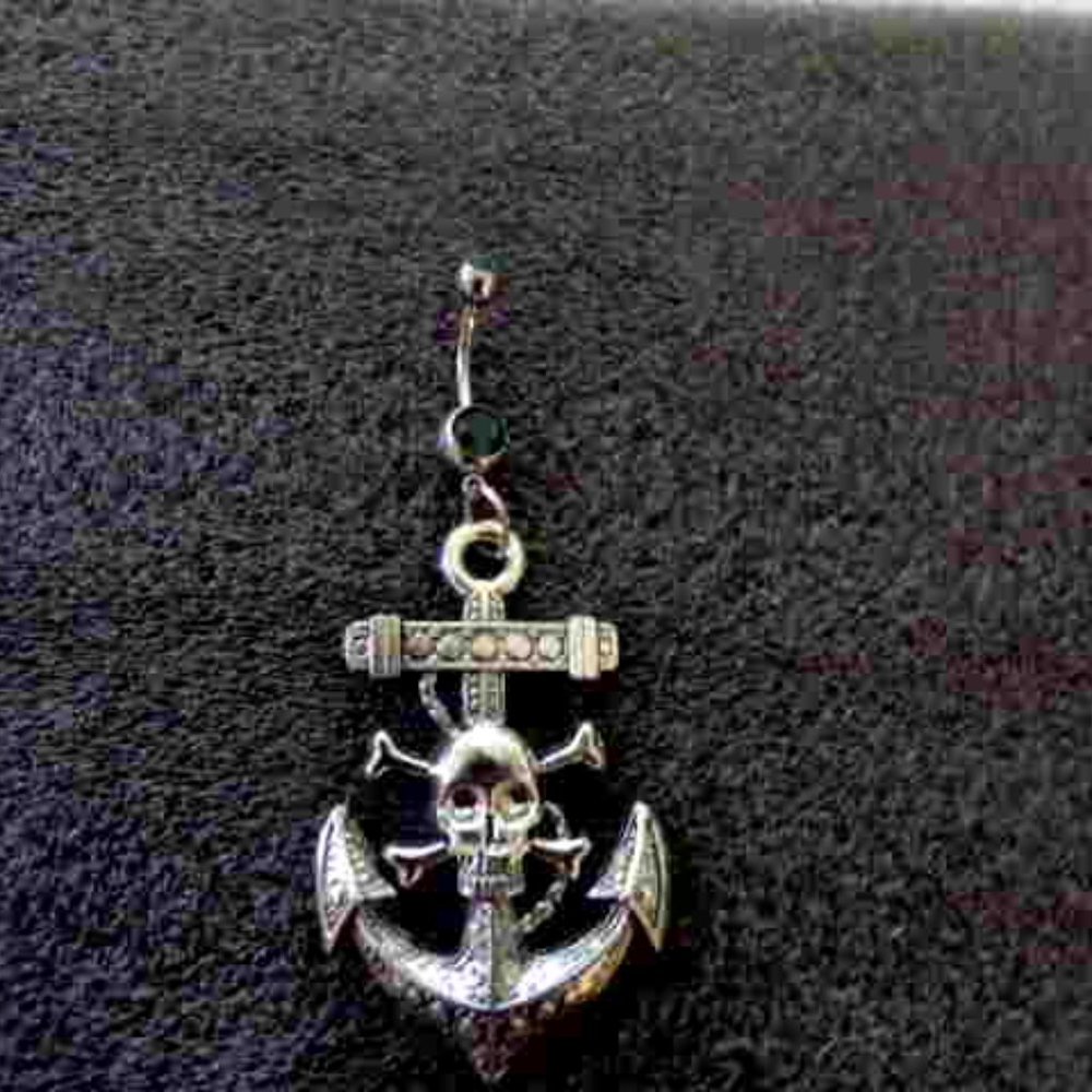 Navel Piercing ~Anchor & Skull